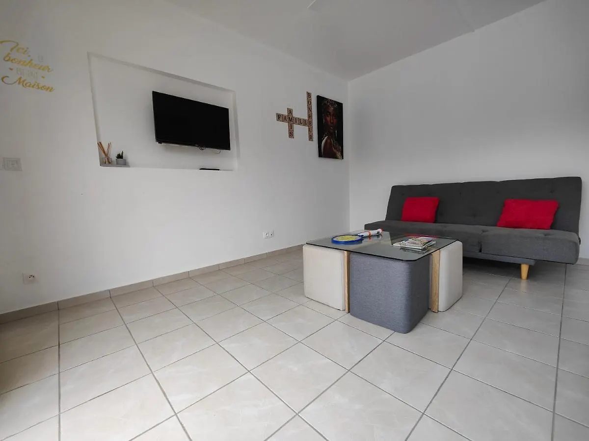 Rayon De Soleil 1 Chambre Bas De Villa ساينت آن